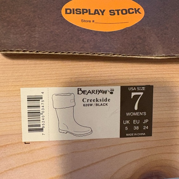 BearPaw Classic Black Boots Size 7 - Picture 7 of 7